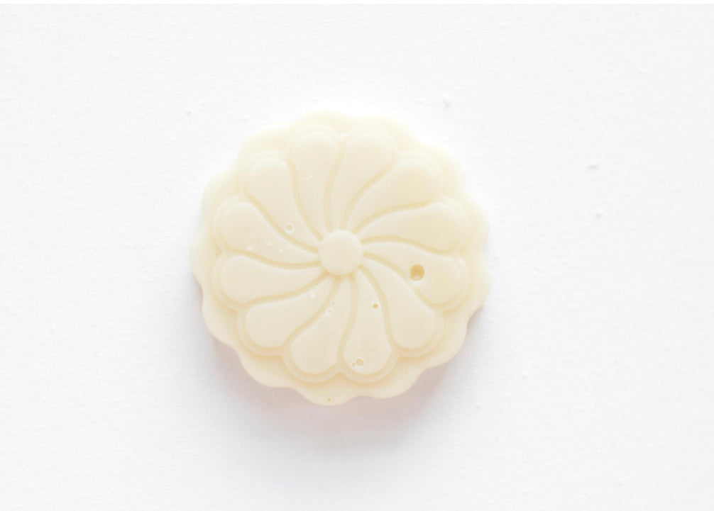Unscented Small Lotion Bar in Tin